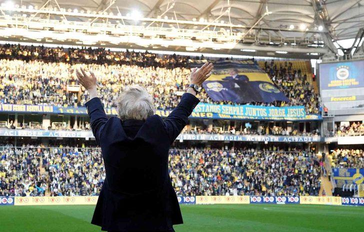 Son dakika: Jorge Jesus endişesi günden güne artıyor! Fenerbahçeli taraftarların '5 yıllık sözleşme imzalansın' dediği Portekizli teknik direktöre 3 dev talip birden çıktı! G4