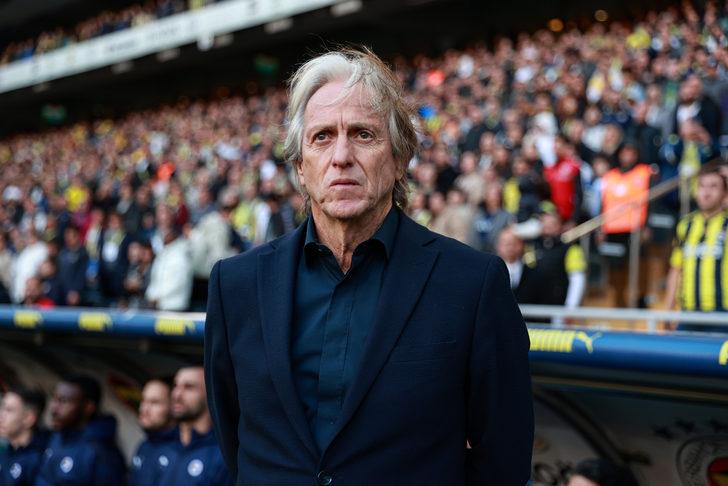 Son dakika: Jorge Jesus endişesi günden güne artıyor! Fenerbahçeli taraftarların '5 yıllık sözleşme imzalansın' dediği Portekizli teknik direktöre 3 dev talip birden çıktı! G5