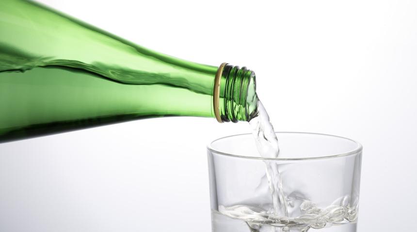 Sa&ccedil;ınızı hi&ccedil; maden suyu ile yıkadınız mı?