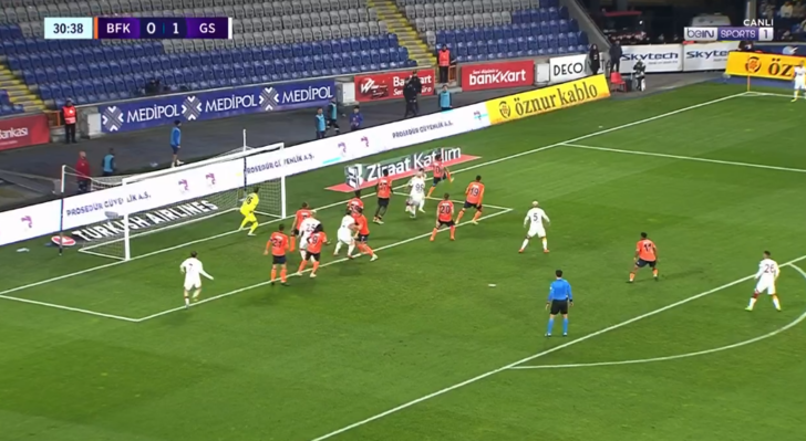 Galatasaray'da Icardi'nin yaşadığı pozisyon spikeri bile hayrete düşürdü! G5