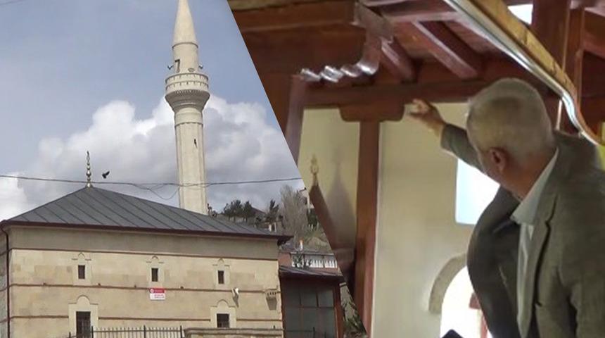 İki asırlık 'çivisiz cami'ye ilgi yoğun! Yapılırken ne çivi ne de yapıştırıcı kullanıldı: Adeta zamana meydan okuyor