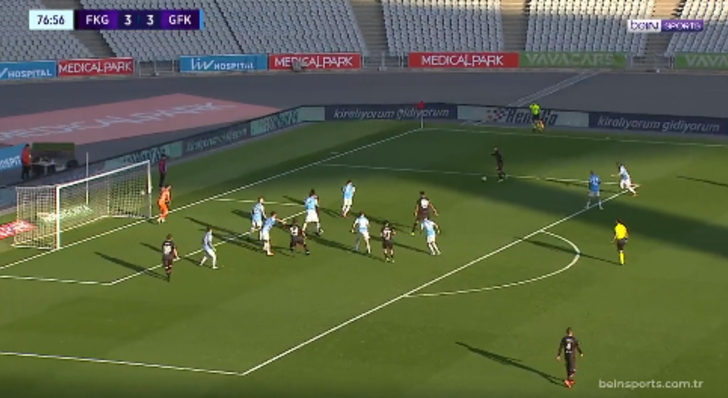 Fatih Karagümrük-Gaziantep FK maçında ilginç anlar! Spiker bile anlatmaktan yoruldu... G2