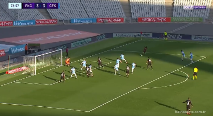 Fatih Karagümrük-Gaziantep FK maçında ilginç anlar! Spiker bile anlatmaktan yoruldu... G3