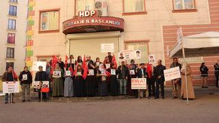 Diyarbakır annelerine destek ziyaretleri devam ediyor