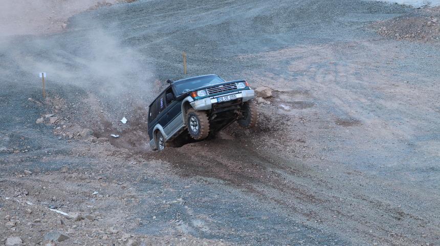 Yusufeli'nde 7. Off-Road Yarışları yapıldı