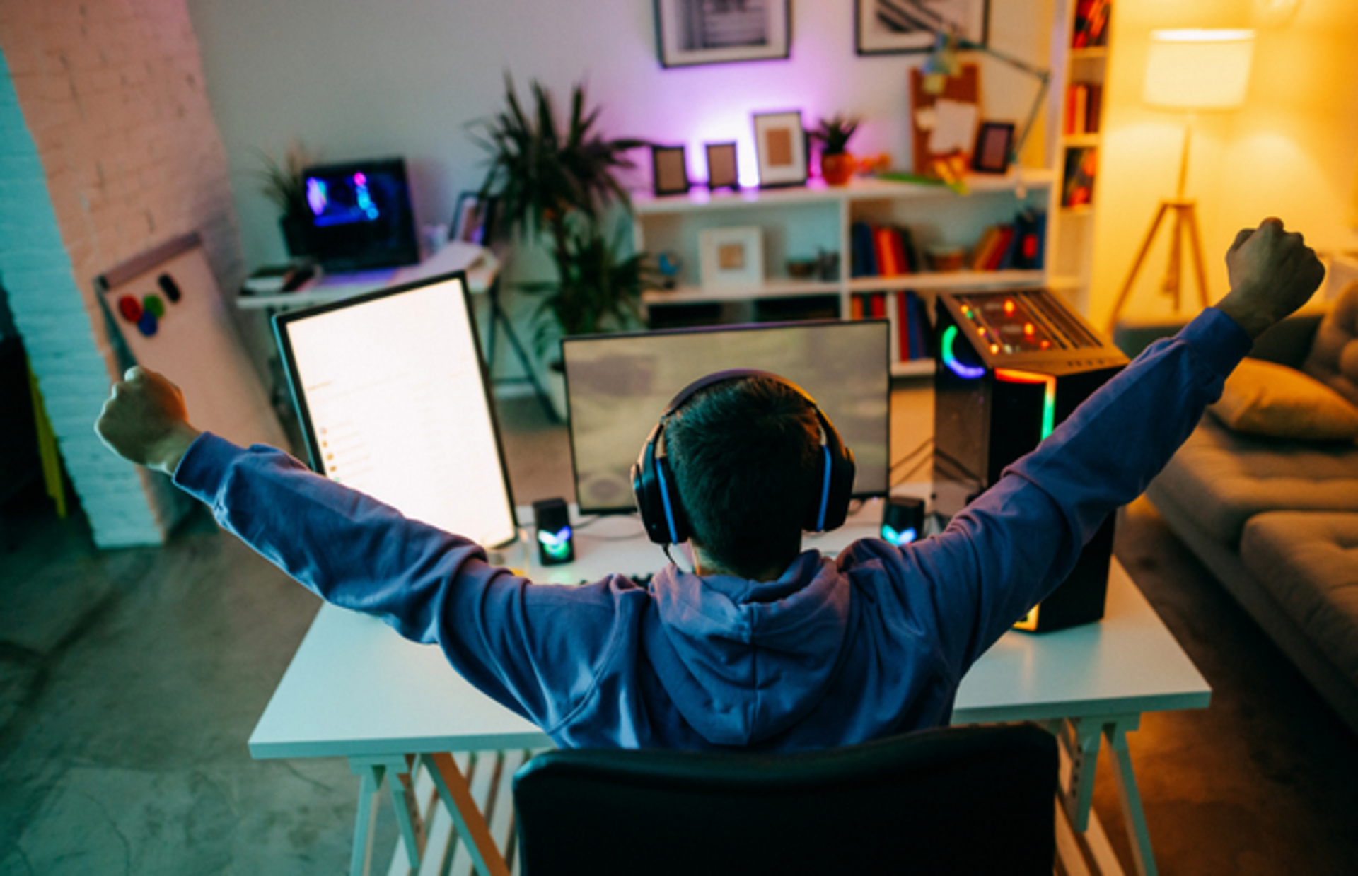 Gerçekçi bir görüntü deneyimi yaşamanızı sağlayacak en iyi G-Sync monitör önerileri