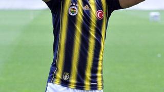 Fenerbahçe'nin eski 10 numarası Diego Ribas futbolu bıraktı!