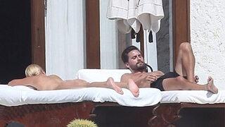 Sofia Richie, çırılçıplak güneşlendi!