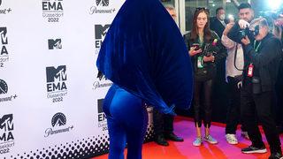 MTV Ödül Gecesi'nde Bebe Rexha'yı görenlerin ağzı açık kaldı