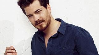 Çağatay Ulusoy Ebru Şahin ile rol alacağı dizide jigolo rolünde...