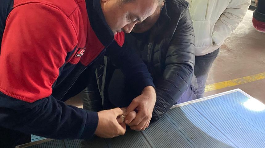 Yalova'da bir kişinin parmağına sıkışan yüzüğü itfaiye çıkardı