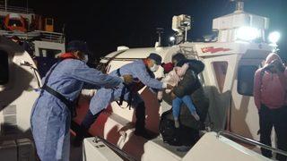 İzmir ve Aydın açıklarında 199 düzensiz göçmen kurtarıldı
