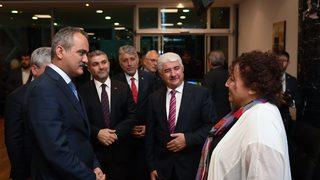 Milli Eğitim Bakanı Mahmut Özer, Hatay'da lise öğretmeniyle buluştu