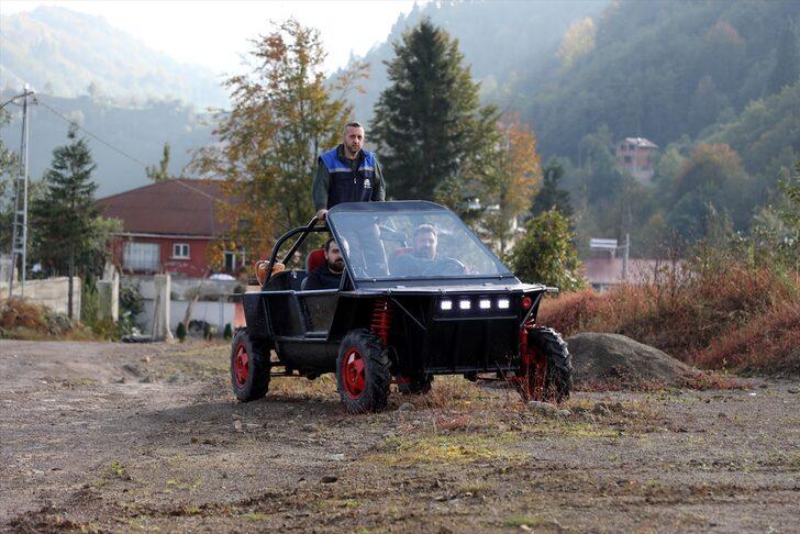 Herkes 'olmaz yapamazsınız' diyordu! Evlerinin balkonunda 5 ayda bitirdiler... Bu araç için 25 bin TL harcadılar G4