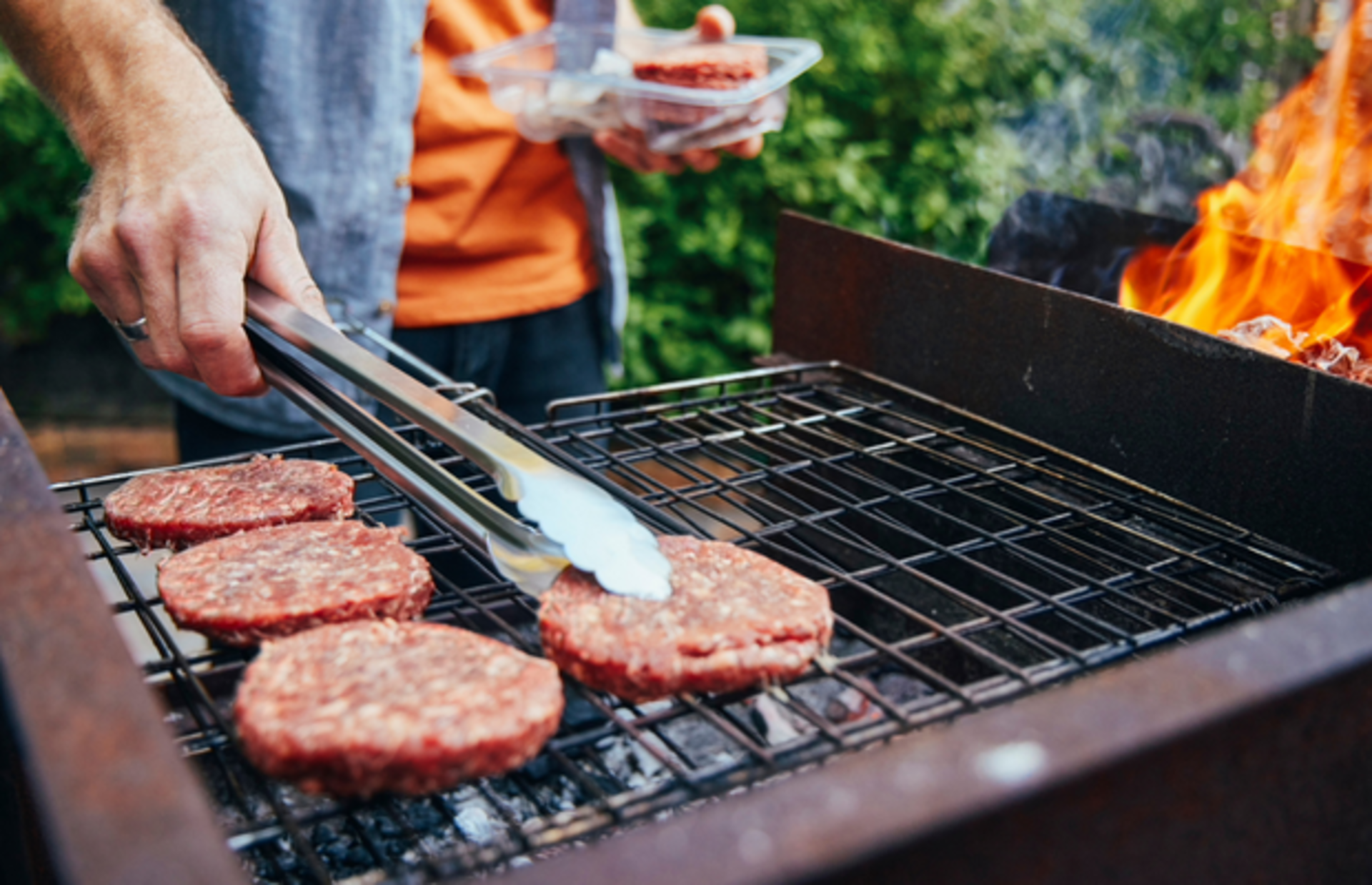 Lezzetine doyamayacağınız et ve tavukları pişirmenizi sağlayacak en iyi mangal ızgara çeşitleri