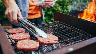 Lezzetine doyamayacağınız et ve tavukları pişirmenizi sağlayacak en iyi mangal ızgara çeşitleri