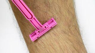 Güzellik standartları kadınların başını yaktı! Her şey tıraş bıçaklarının pazarlanmasıyla başladı