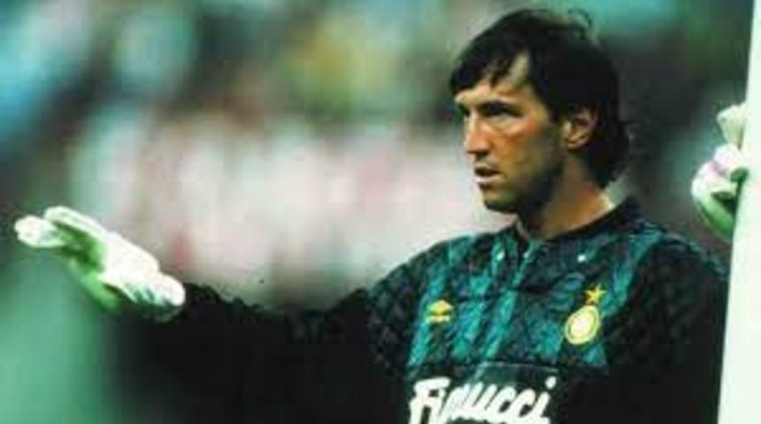 Dünya Kupası'nın gol yememe rekoru Zenga'da! 