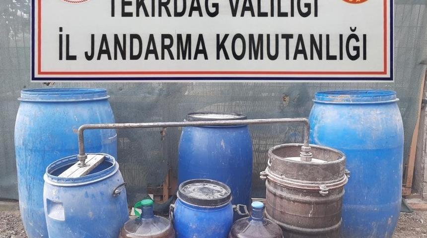 Tekirdağ’da 1 ton 370 litre kaçak alkol ele geçirildi