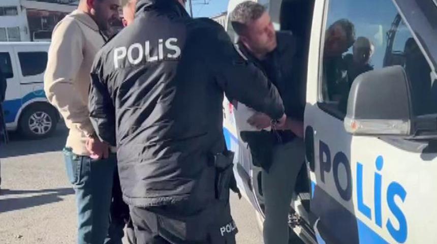 Alacağı için işten ayrıldığı firmaya geldi! Dehşet saçtı... Bıçakla çalışanlara saldırdı