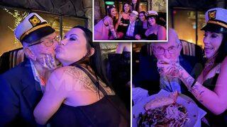 100. yaş gününü öyle bir kutladı ki! Striptiz kulübünde tutkulu öpücüklerinden şehvetli kucak danslarına...