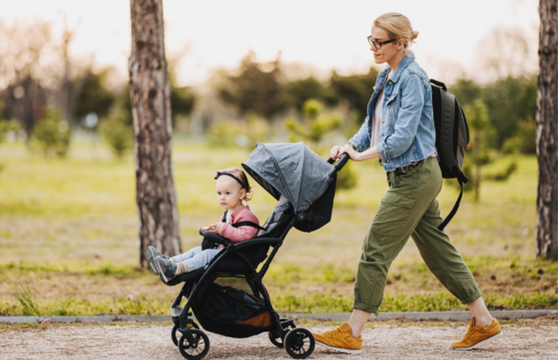 Bebeğinizin güvenli bir şekilde seyahat etmesi için ihtiyacınız olan kabin bebek arabası tavsiyeleri