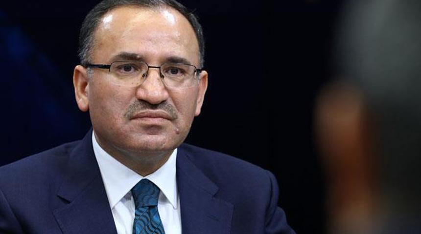 Bakan Bozdağ'dan çok konuşulacak Ahmet Necdet Sezer sözleri! 'Eşim başörtülü diye beni davet etmedi'