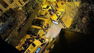 İstanbul'da otopark kavgası kanlı bitti! Anne ve babasının bıçaklandığını gören polis memuru silahını ateşledi