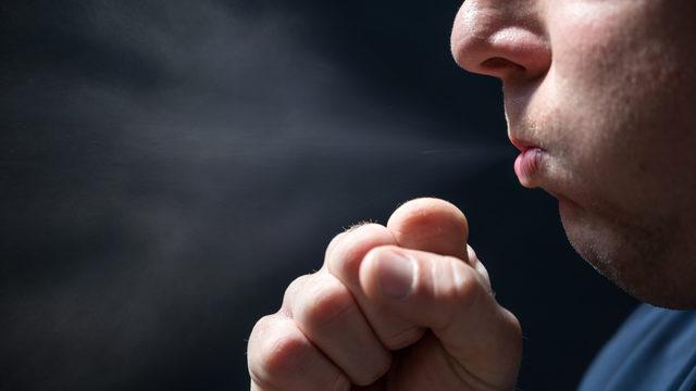Her yıl 3 milyondan fazla insan bu yüzden ölüyor! Öksürük ve balgam alarmdır