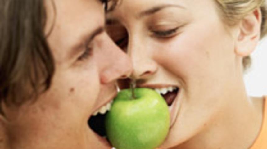 Fl&ouml;rt G&uuml;nl&uuml;kleri Yazı Dizisi