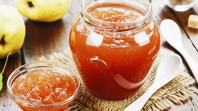 Bu tarif kaçmaz: Ayva reçeli tarifi! Ayva reçeli nasıl yapılır?