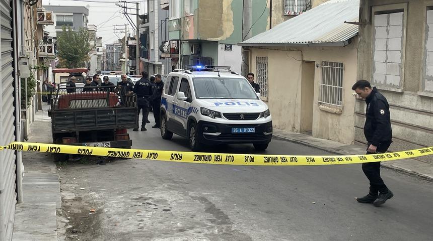 İzmir'de iki grup arasındaki silahlı kavgada 6 kişi yaralandı