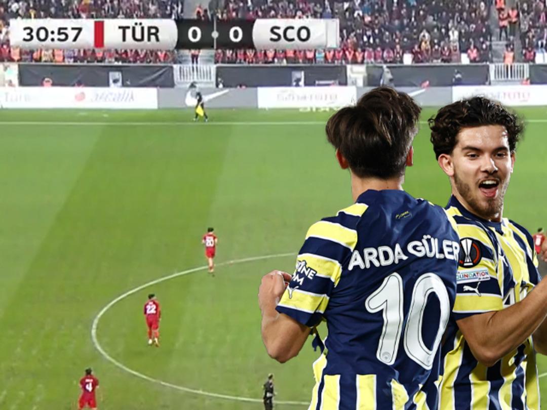 Son dakika: Fenerbah&ccedil;elilerin y&uuml;reği ağzına geldi! Ferdi Kadıoğlu milli ma&ccedil;ta sakatlandı, oyundan &ccedil;ıktı...