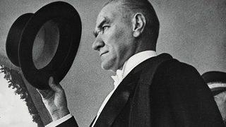 Atatürk kitabı 10 Kasım’da çıkıyor