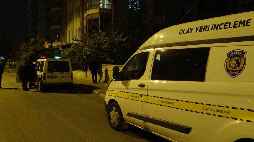 'Gürültü' kavgasında kan aktı! Bina girişinde karşılaştılar, sonrası korkunç