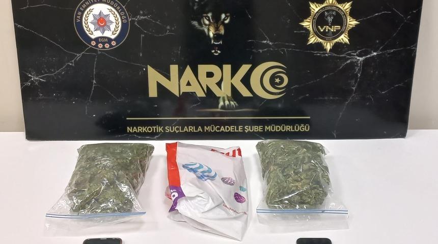 Van'da "torbacı" operasyonlarında 3 ş&uuml;pheli g&ouml;zaltına alındı