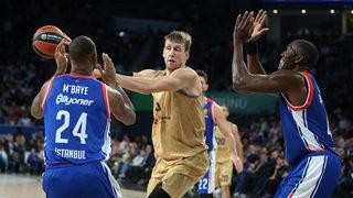 Anadolu Efes, Barcelona'yı devirdi!