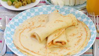 Fazla çıkıyor diye üzülmeyin: Tam 2 kişilik krep tarifi! 2 kişilik krep nasıl yapılır?