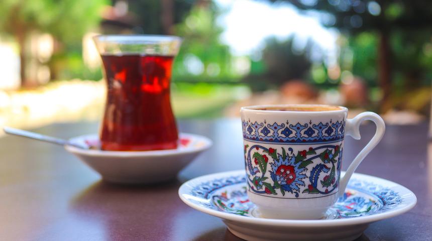 Çay ve kahve tiryakileri dikkat! Bu hataya düşmeyin