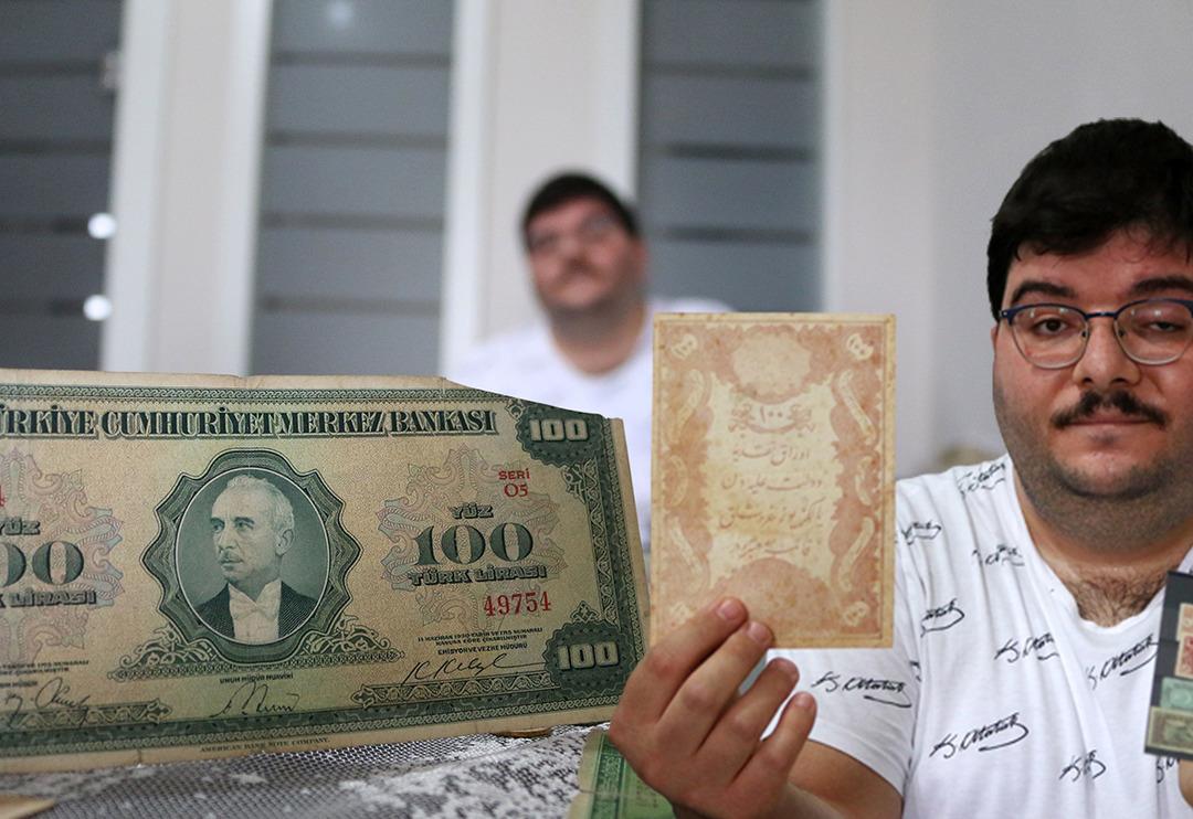 Lisede girdiği antikacı hayatını değiştirdi! Tam 700 adet, değeri...