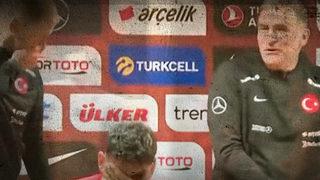 Stefan Kuntz sandalyeden düştü, Türkçe küfretti! Salon kahkahaya boğuldu