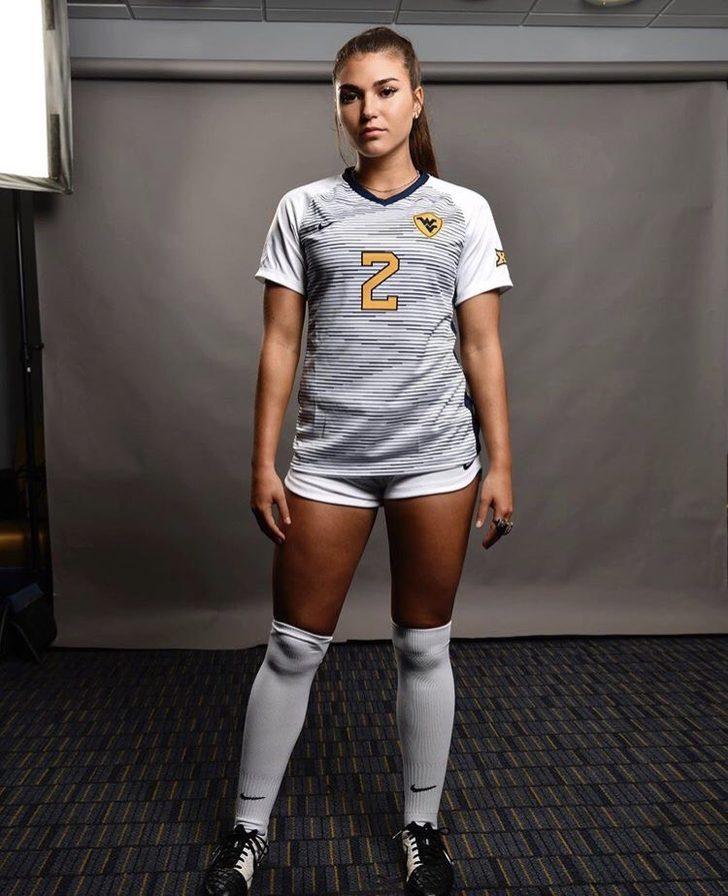 Futbolu bıraktı, yeni mesleğini böyle duyurdu! "Şaka değil" G2