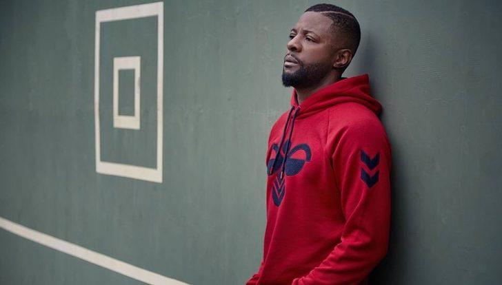 Jandarma geldi, karakola götürüldü! Beşiktaş'ın unutulmaz isimlerinden Nouma hayranının parmağını kırdı... İşte nedeni G2