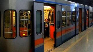 İstanbul'da M1A hattında metro arızası! Yolcular tahliye edildi