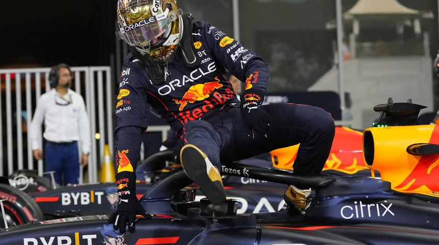 Abu Dabi'de pole pozisyonu Max Verstappen'in!