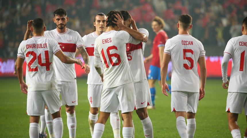 Son dakika: A Milli Takımımız, Çekya'yı da devirdi! Gaziantep'te 2-1'lik galibiyet geldi! Arda Güler ise ilk kez Ay-Yıldızlı formayı giydi...