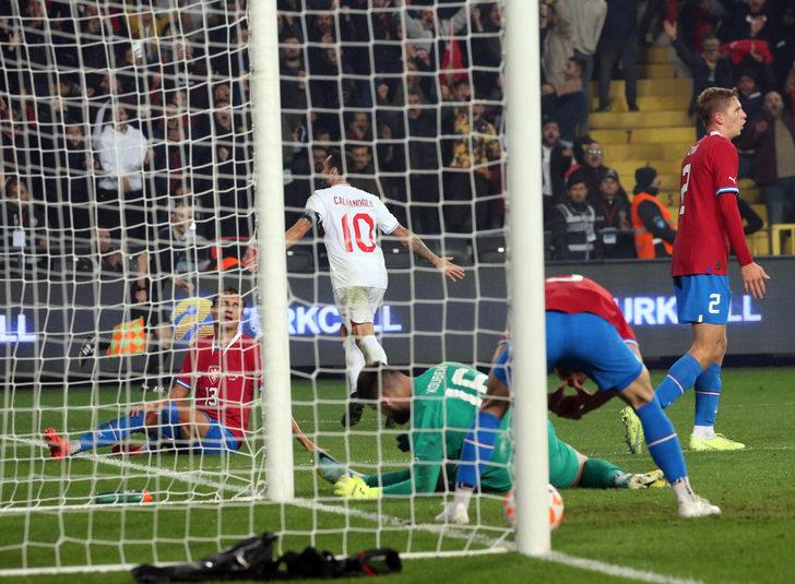 Çekya galibiyetinin ardından dikkat çeken yorum! "Ezber oyun..." G3