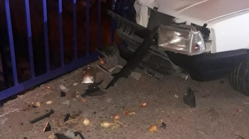 Aydın'da kaldırımda yürürken otomobilin çarptığı çocuk öldü, babası yaralandı