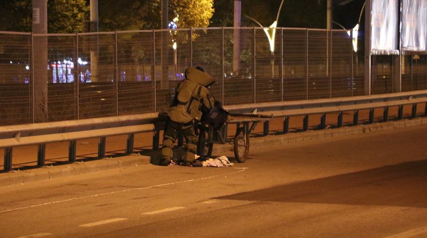 Kocaeli'de şüpheli çanta fünyeyle patlatıldı