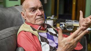 SON DAKİKA | Hıncal Uluç hayatını kaybetti! Bu sözleri gündem olmuştu: 'Atatürk haddini bilseydi bugün biz burada oturamıyorduk'